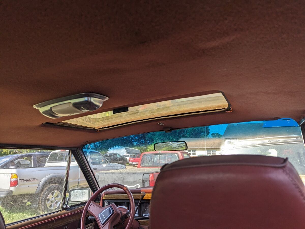 1986 Jeep Wagoneer - photo 9