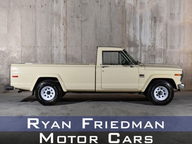 1986 Jeep J-10 Pickup 115268 Miles Cream White Pickup V8 5.9L A 1986 Jeep J-10 Pickup --