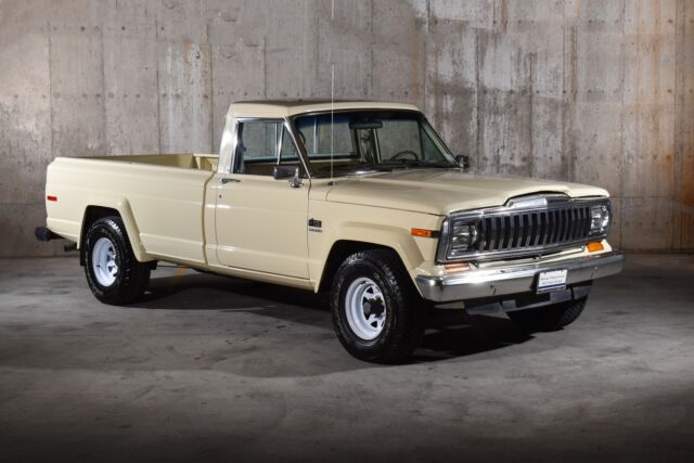 1986 Jeep J-10 Pickup -- - photo 2