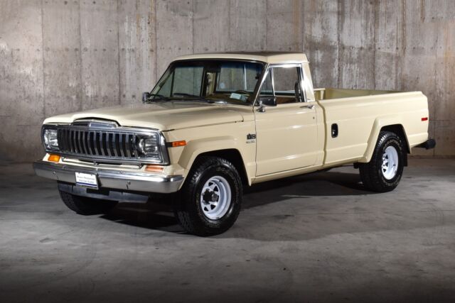 1986 Jeep J-10 Pickup -- - photo 6