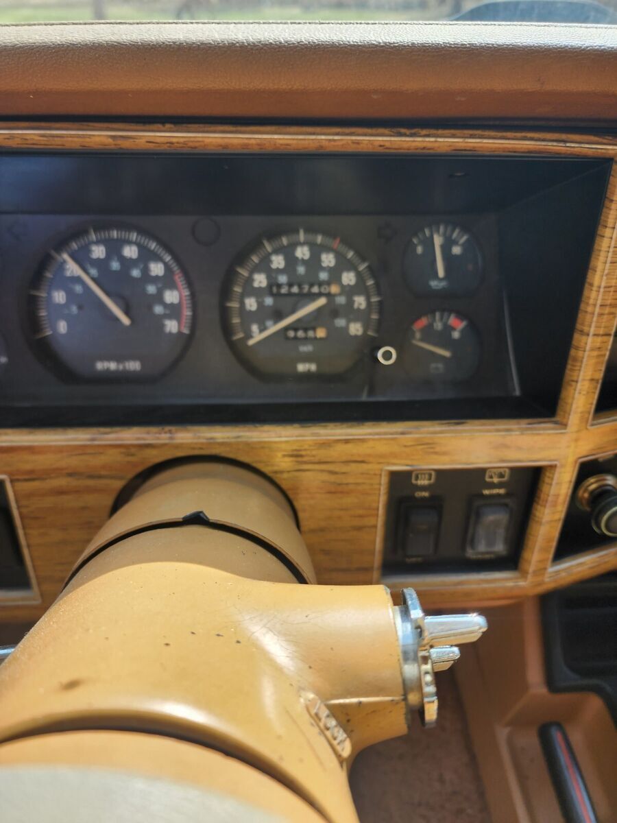 1986 Jeep Wagoneer LIMITED - photo 4