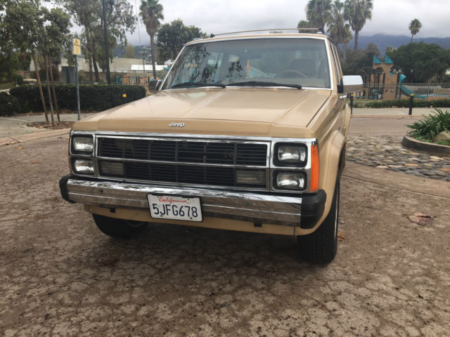 1986 Jeep Cherokee 4x4 - photo 3