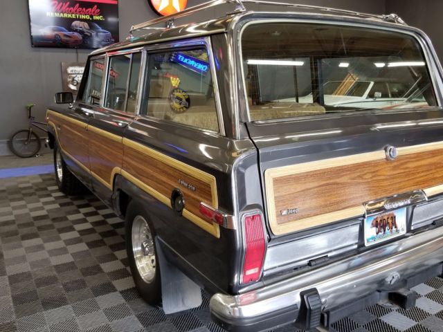 1986 Jeep Wagoneer - photo 10