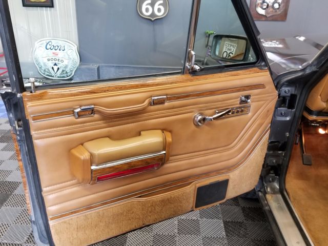 1986 Jeep Wagoneer - photo 11