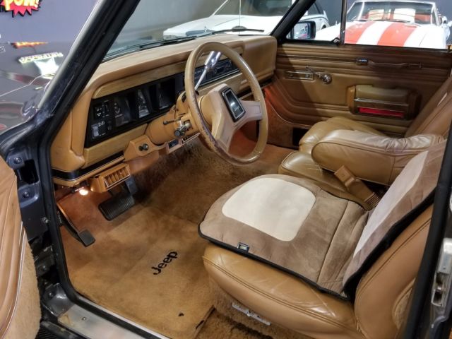 1986 Jeep Wagoneer - photo 12