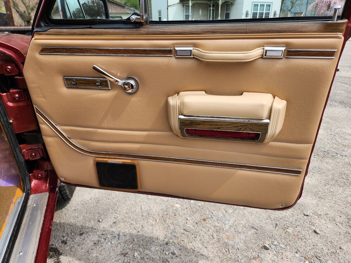1986 Jeep Wagoneer - photo 11