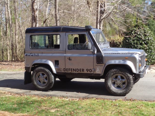 1986 Land Rover Defender 2-Door Station Wagon 4 Wheel Drive - photo 6