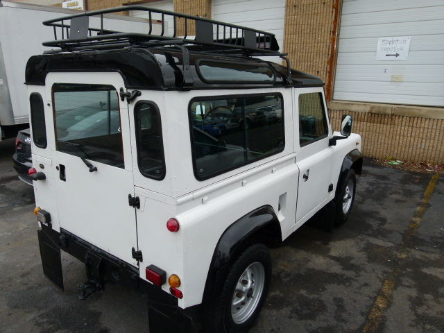 1986 Land Rover Defender SUV 3 Doors - photo 4