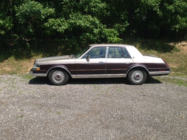 1986 Lincoln Continental Sedan - photo 4