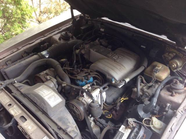 1986 Lincoln Continental Sedan - photo 8