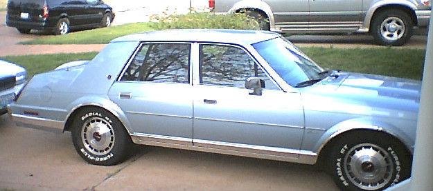 1986 Lincoln Continental Base Sedan 4-Door - photo 4