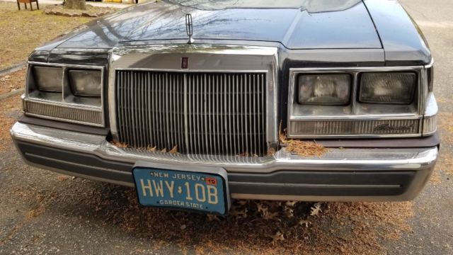 1986 Lincoln Continental Givenchy edition - photo 3