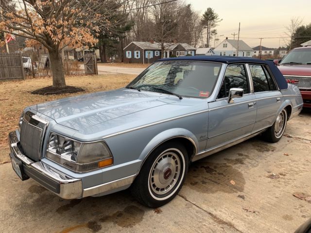 1986 Lincoln Continental Roadster