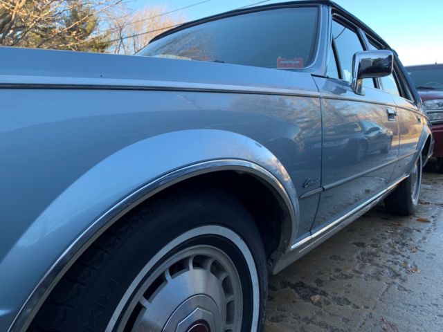 1986 Lincoln Continental Roadster - photo 7