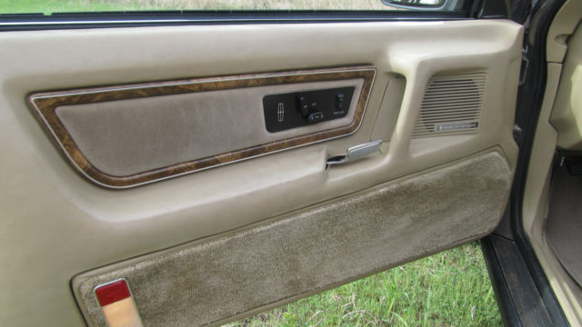 1986 Lincoln Mark Series Mark VII Bil Blass - photo 10