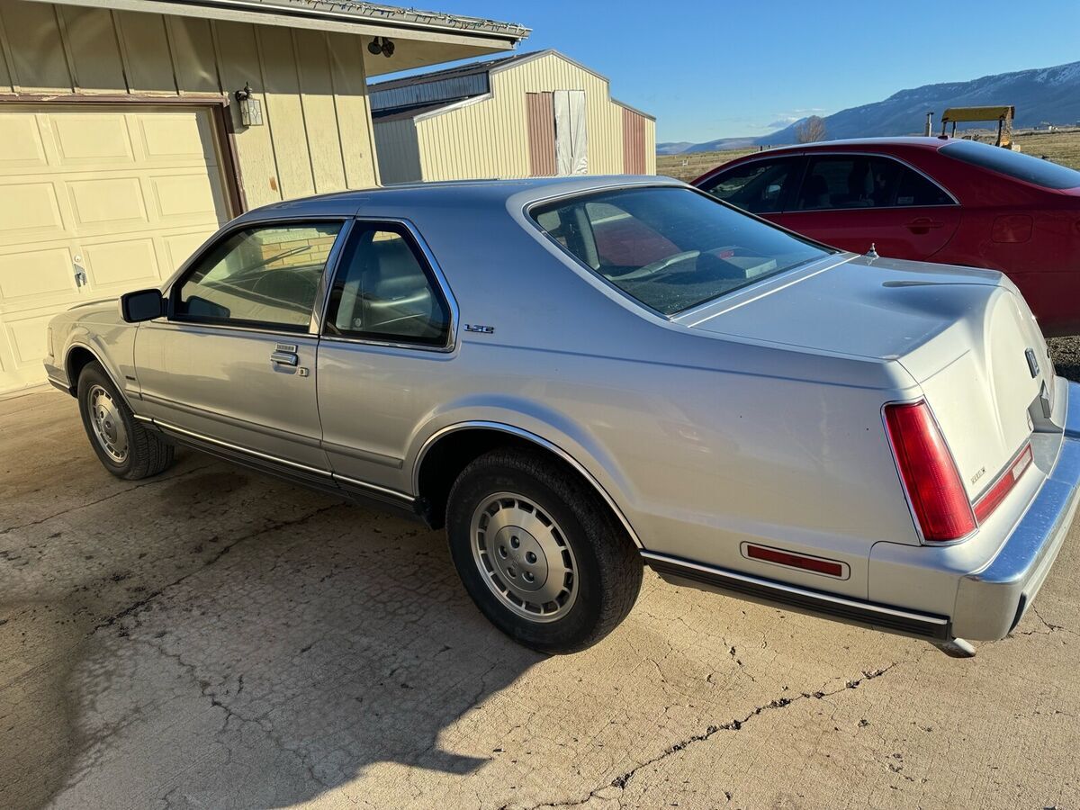 1986 Lincoln Mark Series - photo 2