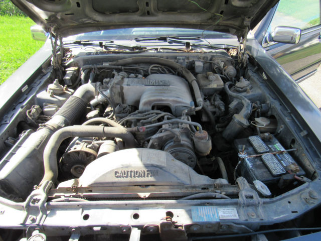 1986 Lincoln Mark Series LSC Sedan 2-Door - photo 11