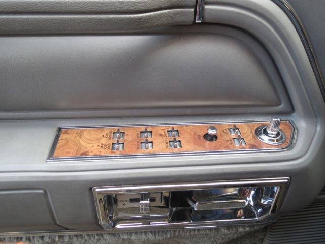 1986 Lincoln Town Car Cartier - photo 12