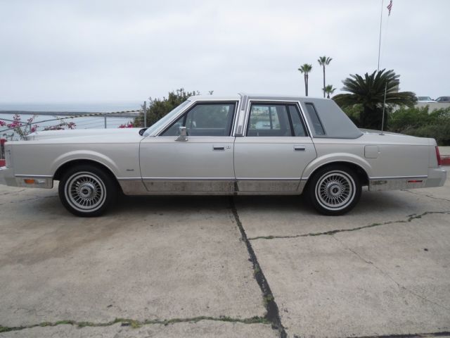 1986 Lincoln Town Car Cartier - photo 3