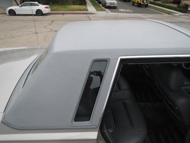 1986 Lincoln Town Car Cartier - photo 9
