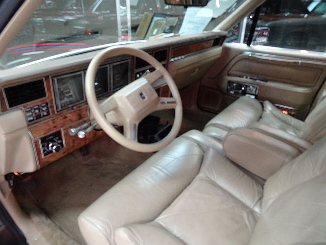 1986 Lincoln Town Car Town Car - photo 11