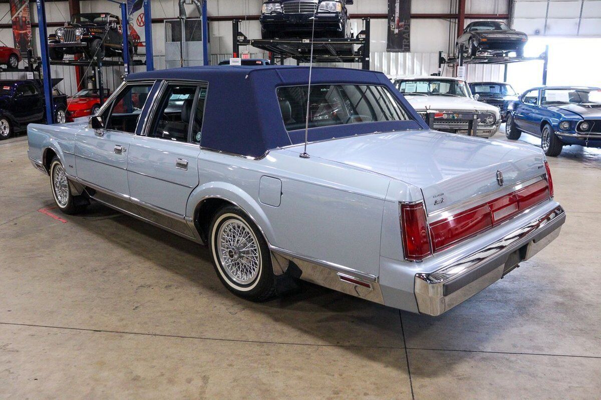 1986 Lincoln Town Car - photo 5