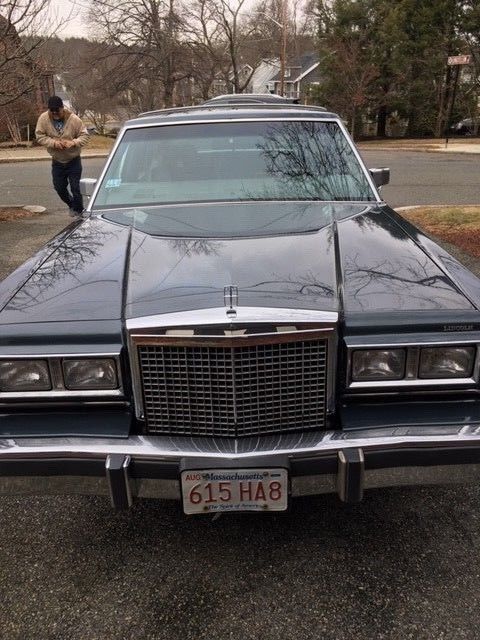 1986 Lincoln Town Car - photo 2