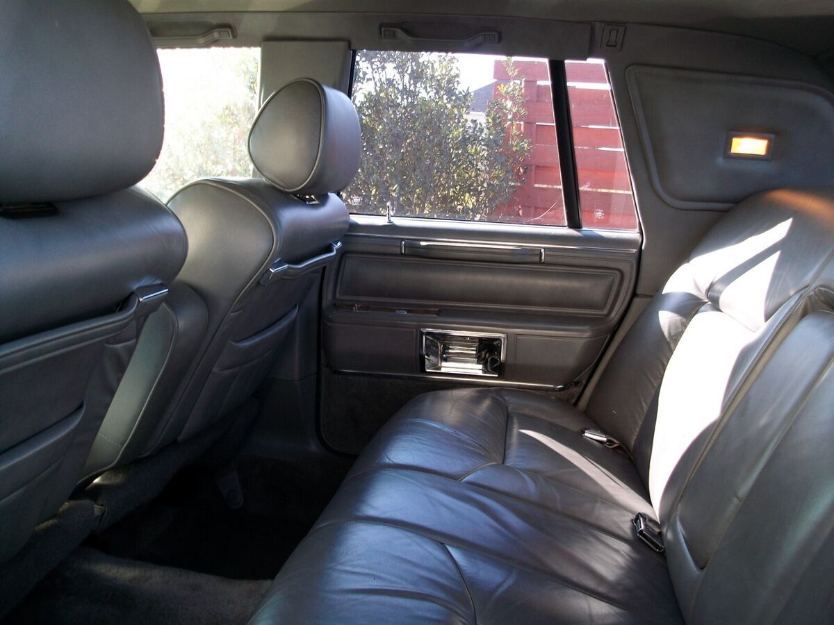 1986 Lincoln Town Car - photo 13
