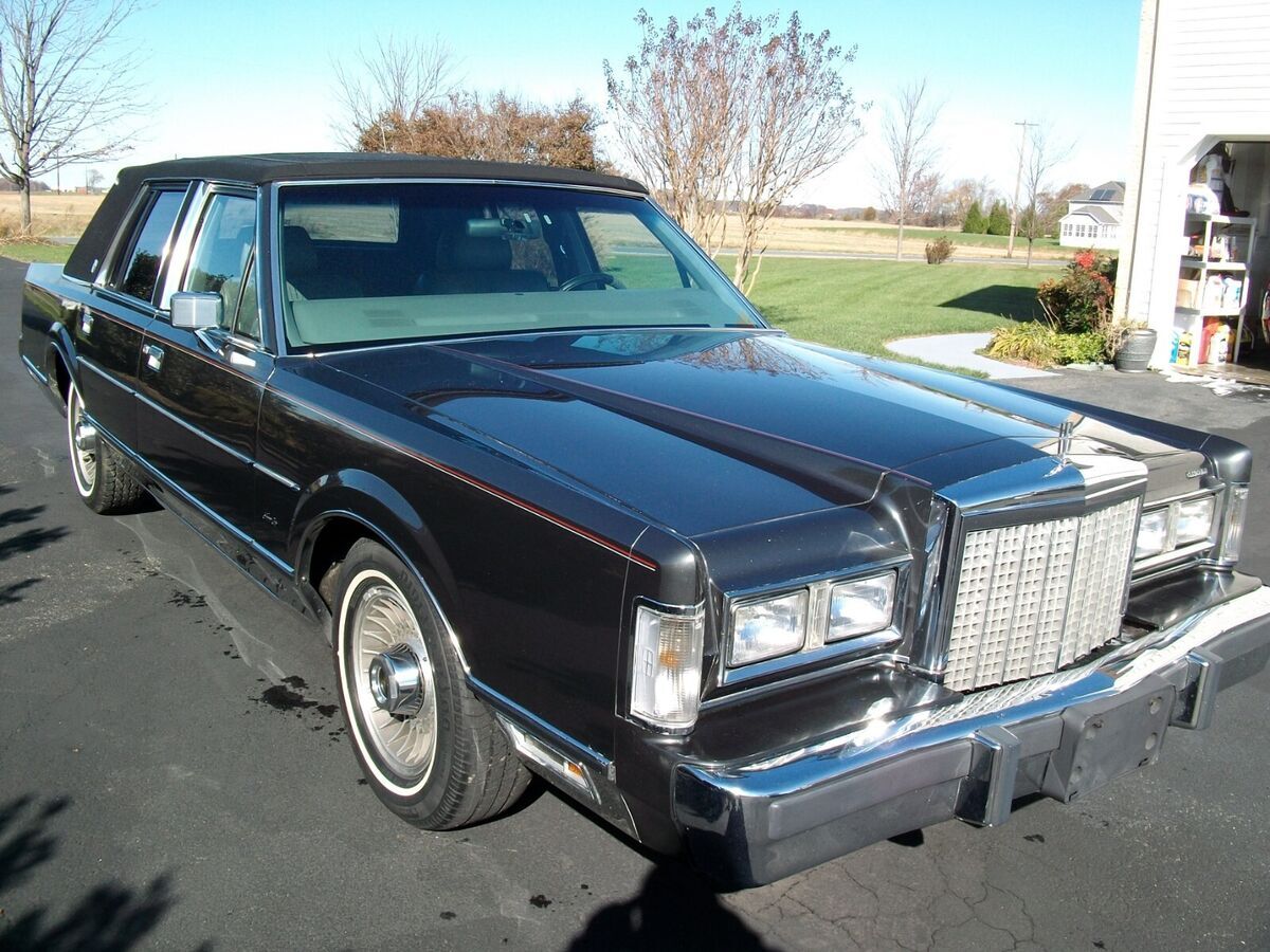1986 Lincoln Town Car - photo 5