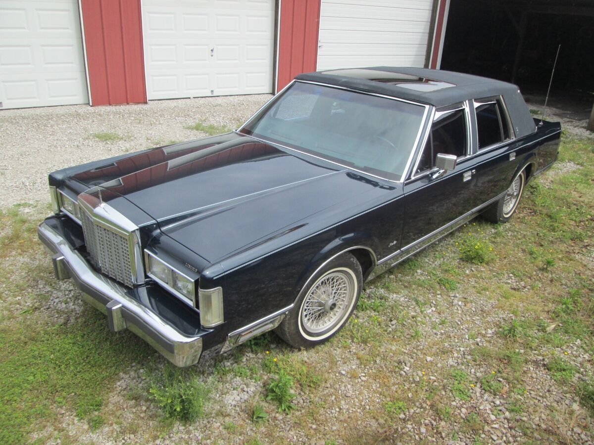 1986 Lincoln Town Car - photo 5