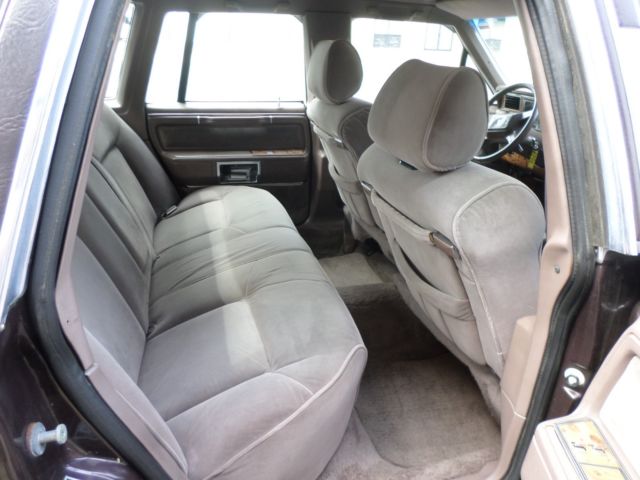 1986 Lincoln Town Car signature series - photo 9