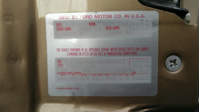 1986 Lincoln Town Car - photo 9