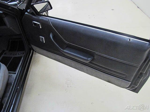 1986 Ford Mustang LX 2dr Hatchback - photo 8