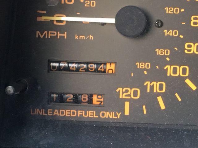1986 Mazda 323 - photo 5