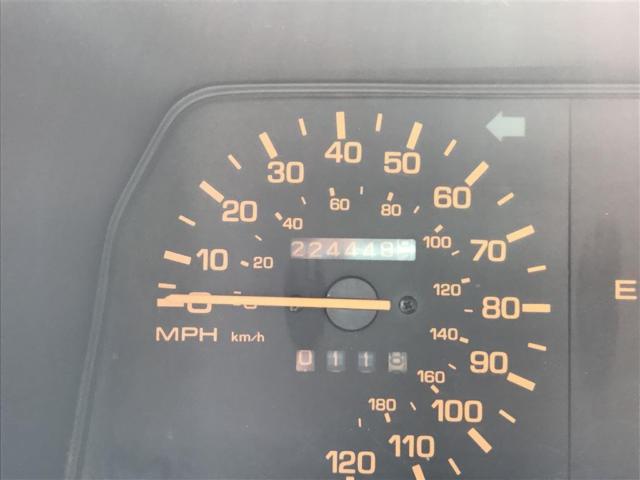 1986 Mazda 323 -- - photo 12