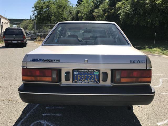 1986 Mazda 323 -- - photo 4