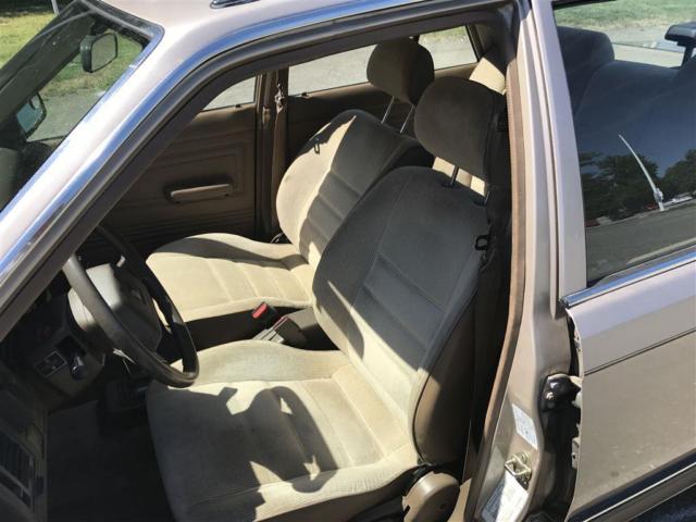 1986 Mazda 323 -- - photo 7