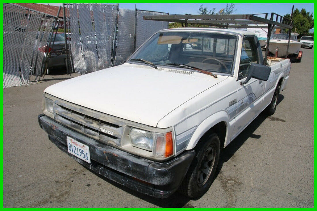 1986 Mazda B2000 SE-5 Long Bed Pickup Truck 5 Speed Manual 4 Cylinder NO RESERVE 1986 Mazda B-Series Pickups B2000 SE5