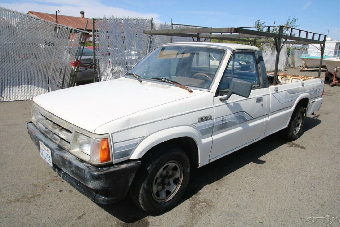 1986 Mazda B-Series Pickups B2000 SE5 - photo 3