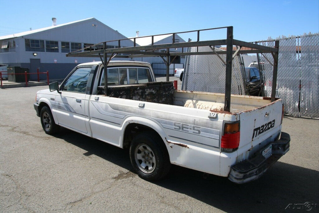 1986 Mazda B-Series Pickups B2000 SE5 - photo 5