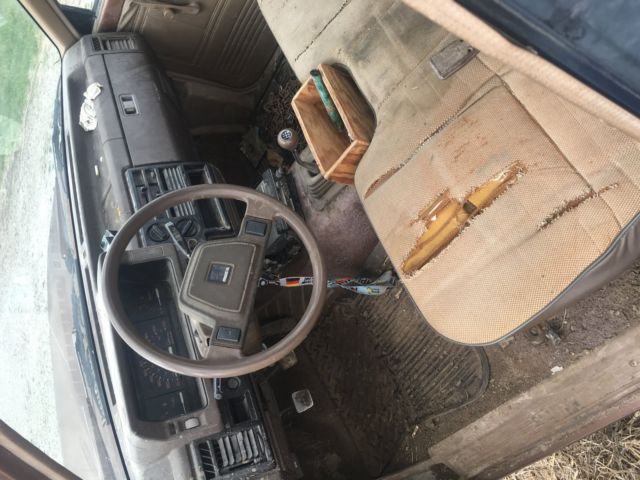 1986 Mazda B-Series Pickups - photo 4