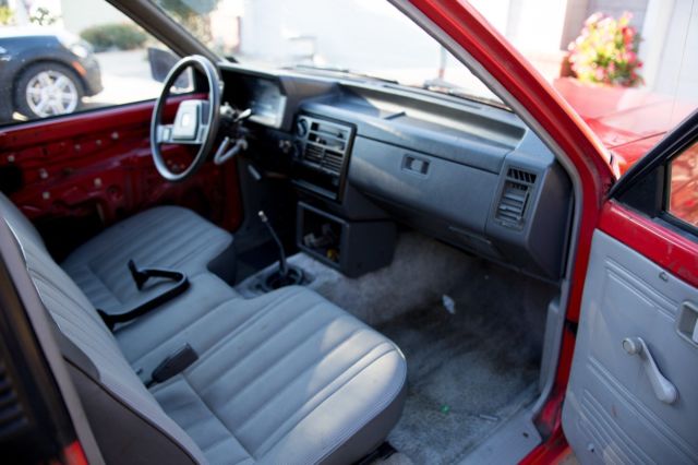 1986 Mazda B-Series Pickups SE - photo 3