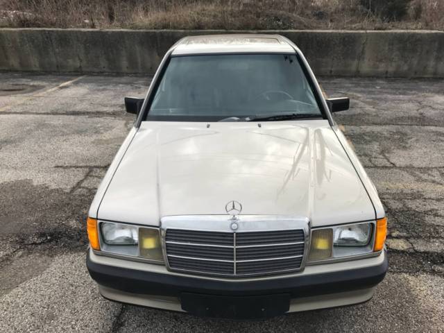1986 Mercedes-Benz 190-Series - photo 11