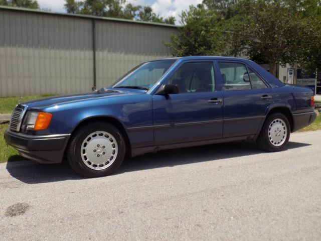 1986 Mercedes-Benz 300-Series 300 e - photo 6