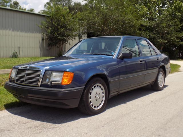 1986 Mercedes-Benz 300-Series 300 e - photo 8