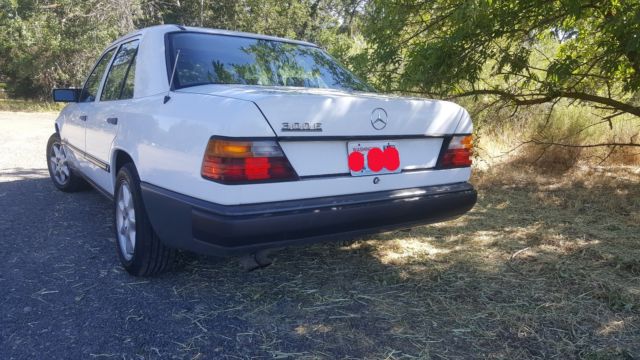 1986 Mercedes-Benz E-Class - photo 9