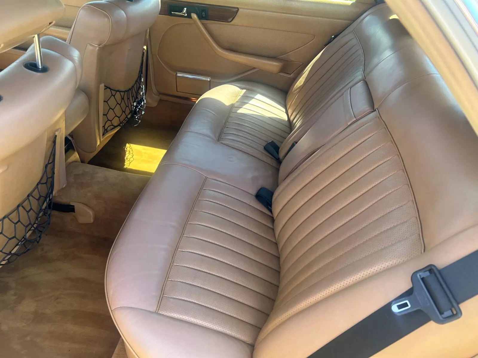 1986 Mercedes-Benz 300-Series - photo 10