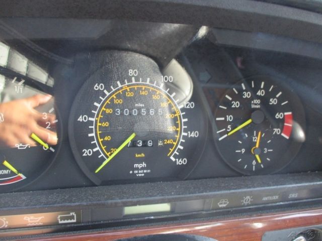 1986 Mercedes-Benz 400-Series 4 Dr - photo 12