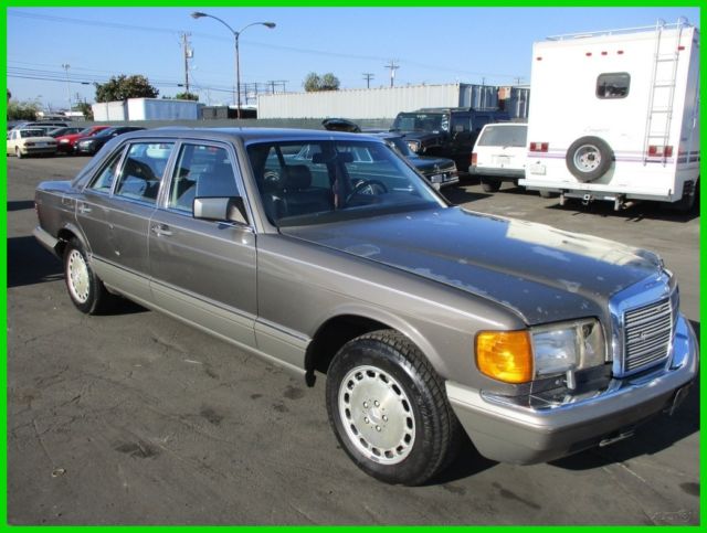1986 Mercedes-Benz 400-Series 4 Dr - photo 2