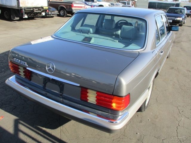 1986 Mercedes-Benz 400-Series 4 Dr - photo 5
